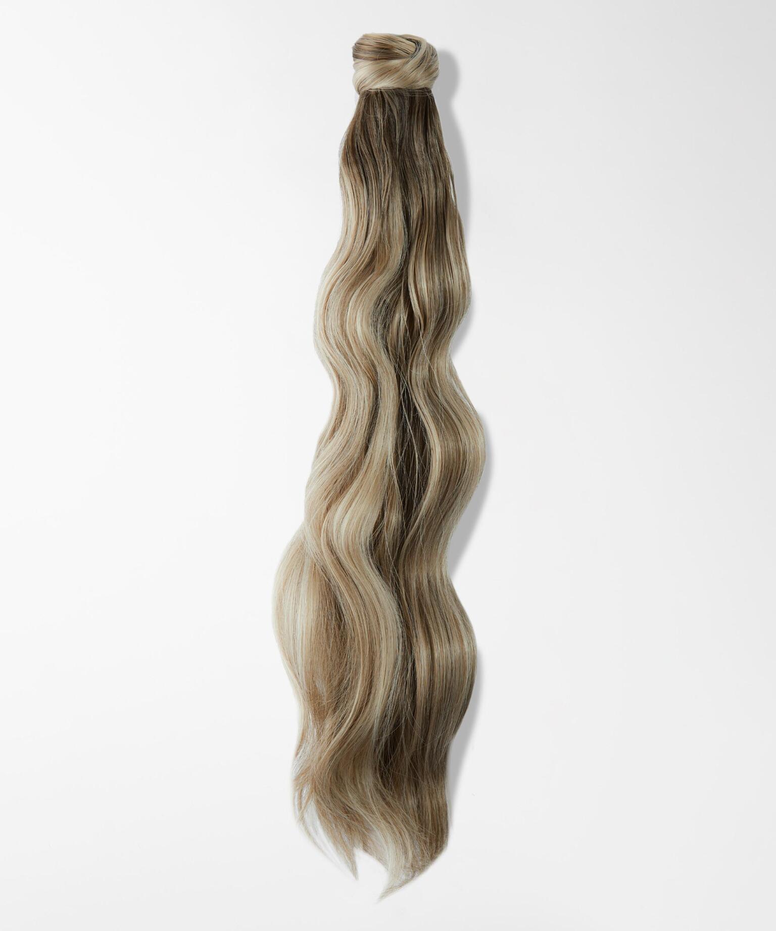 Fibre Clip-in Ponytail Beach Wave, Vegaaninen hiuskuitu B2.6/10.7 Dark Ashy Blonde Balayage 40 cm