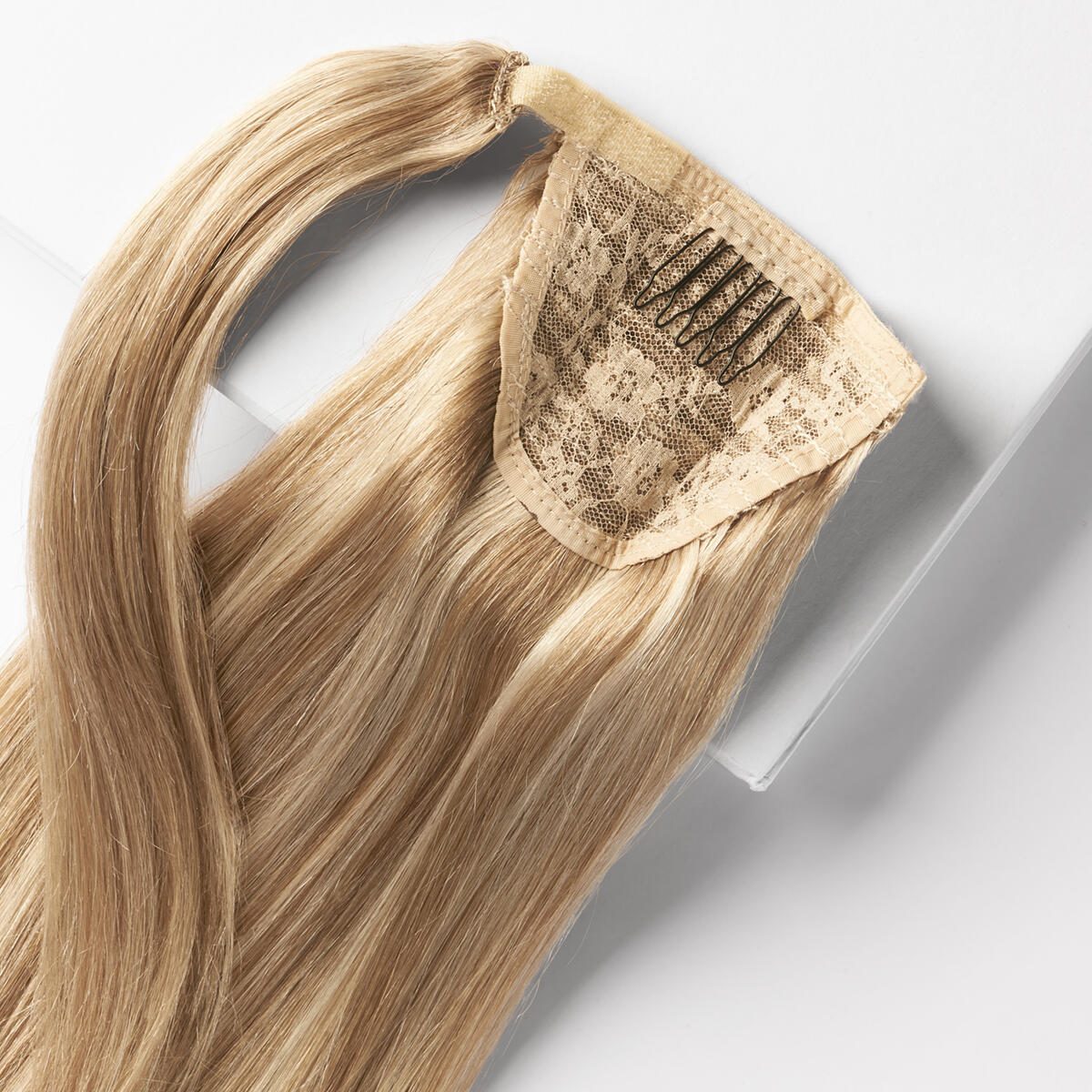 Fibre Clip-in Ponytail Aus veganem Haar hergestellt M7.3/10.8 Cendre Ash Blonde Mix 50 cm