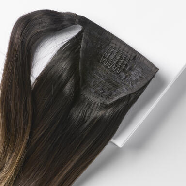 Clip-in Ponytail Ponytail made of real hair C1.2/5.0 Deep Brown ColorMelt 60 cm