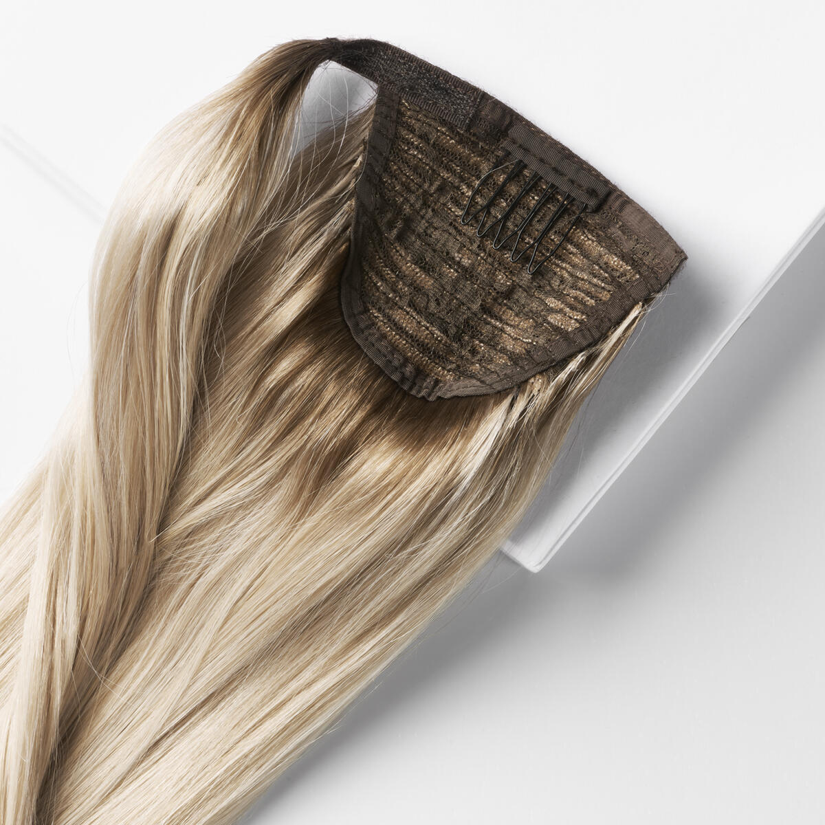 Clip-in Ponytail Made of real hair C2.2/10.5 Dark Cool Blonde ColorMelt 50 cm