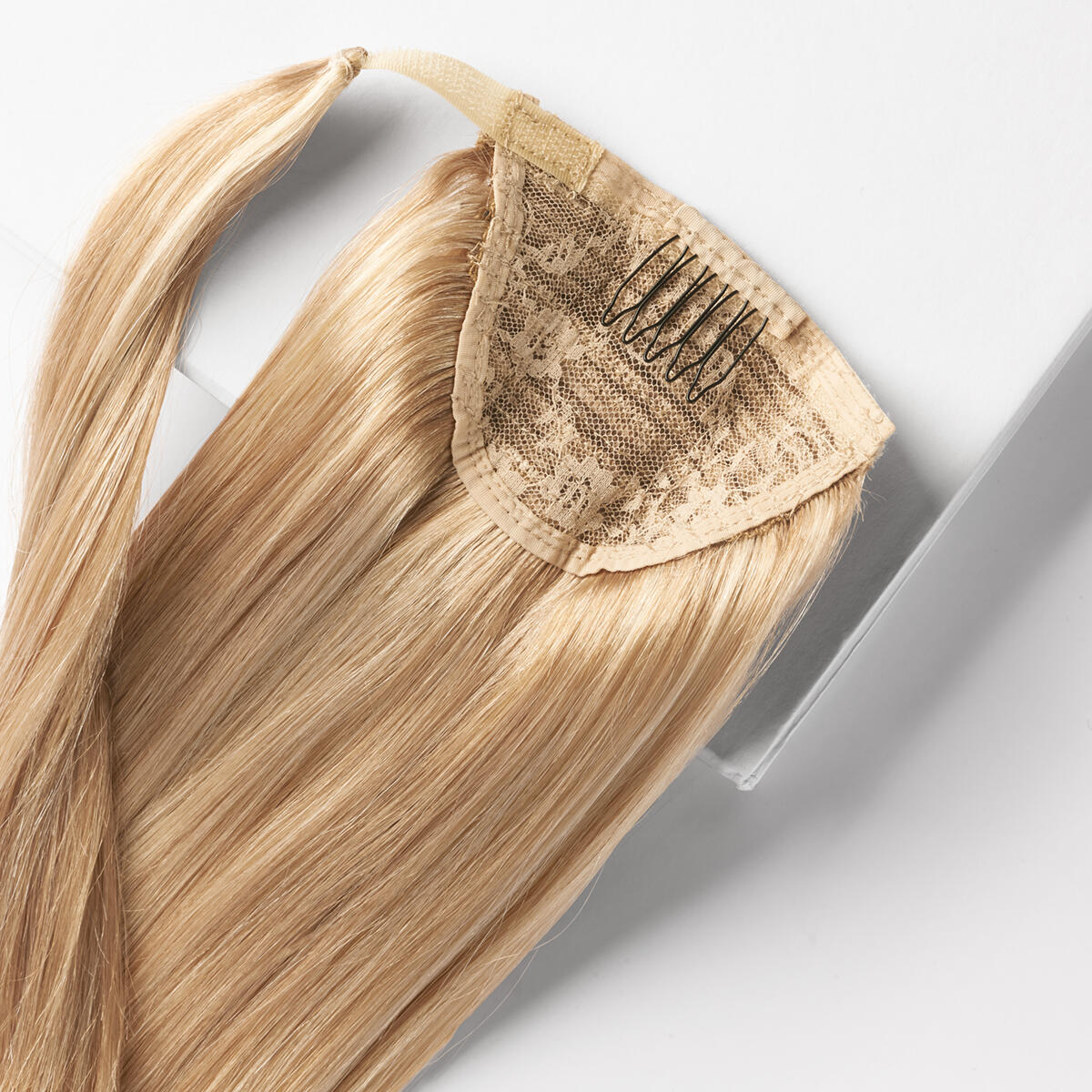 Clip-in Ponytail Made of real hair M7.4/8.0 Summer Blonde Mix 60 cm