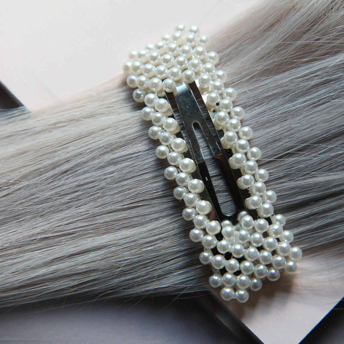 Rectangular hair slides with pearls Pearl Collection no. 13