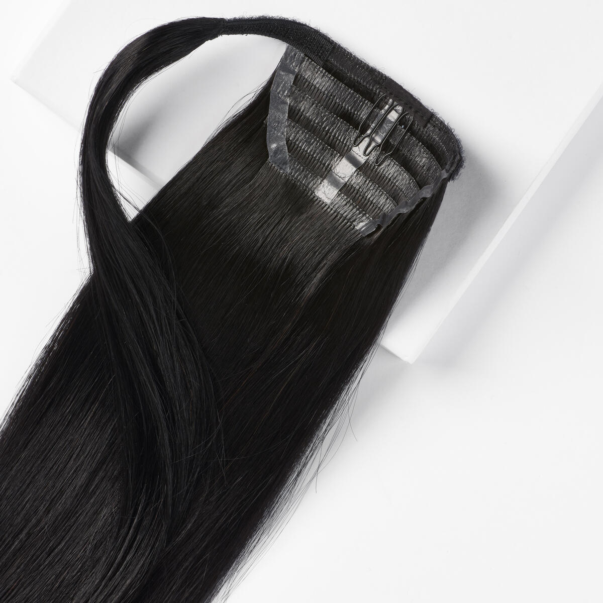 Sleek Clip-in Ponytail Ponytail made of real hair 1.0 Black 40 cm